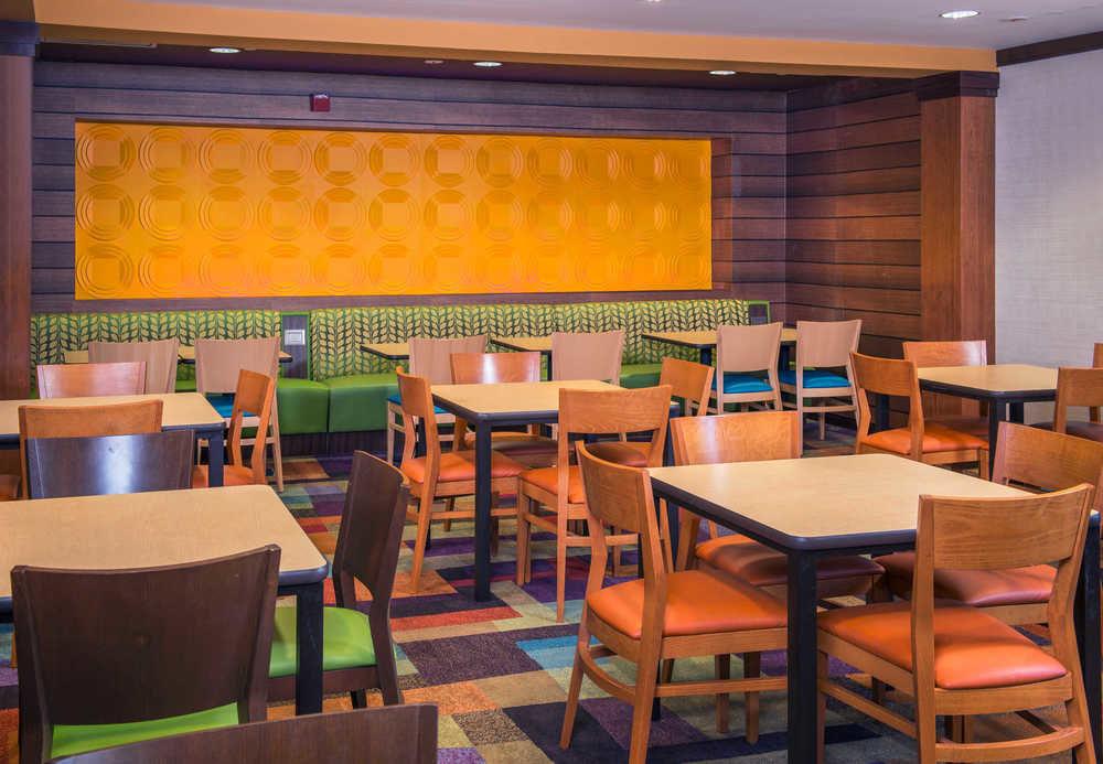 Fairfield Inn & Suites By Marriott וויליאמסבורג מראה חיצוני תמונה