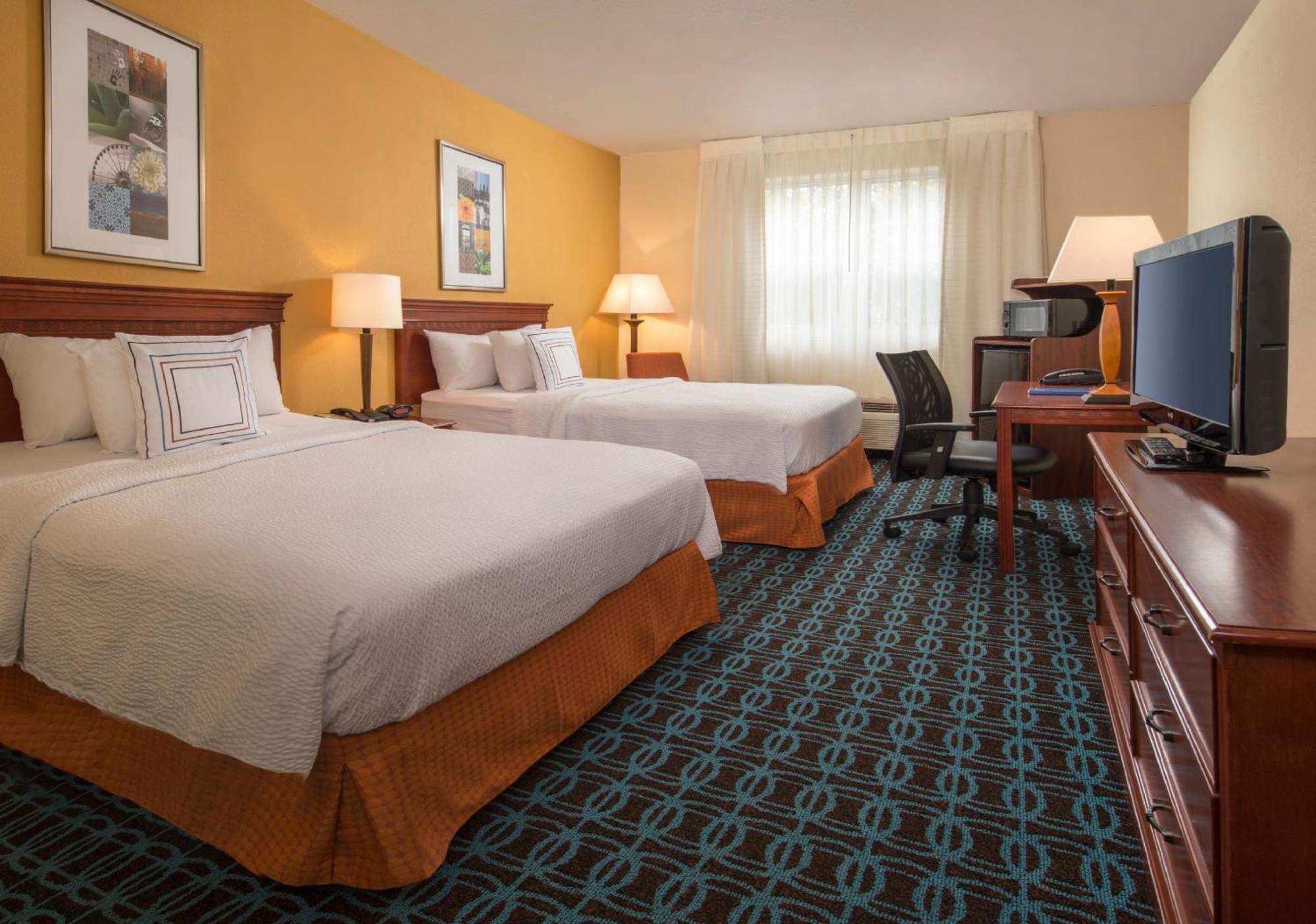 Fairfield Inn & Suites By Marriott וויליאמסבורג מראה חיצוני תמונה