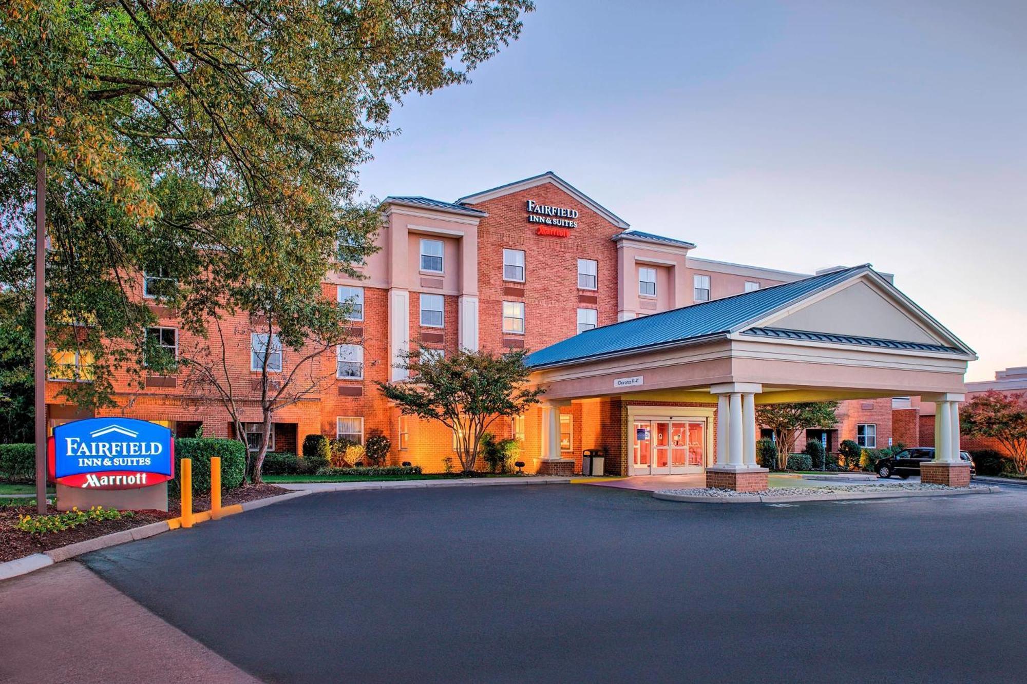 Fairfield Inn & Suites By Marriott וויליאמסבורג מראה חיצוני תמונה