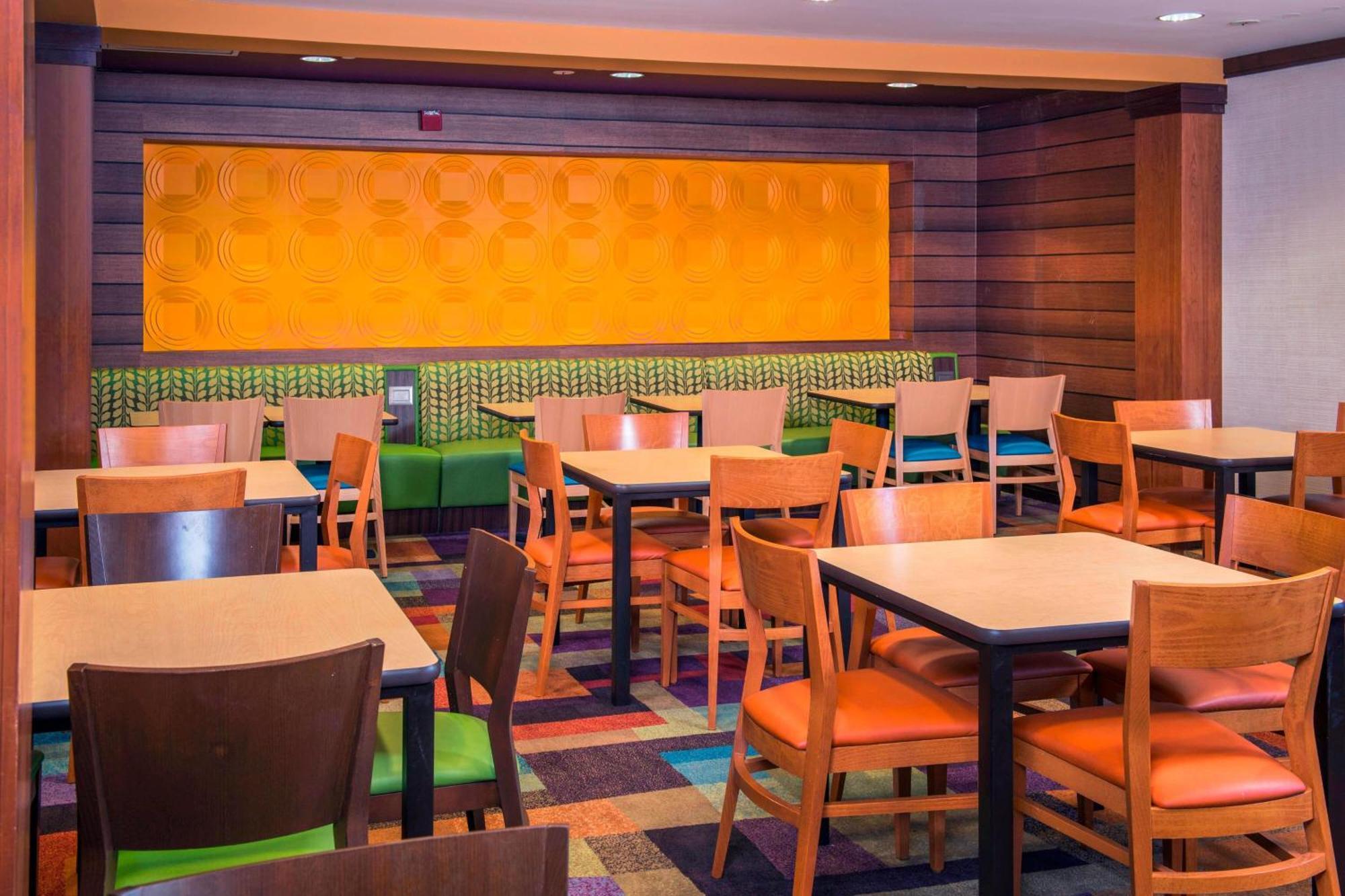 Fairfield Inn & Suites By Marriott וויליאמסבורג מראה חיצוני תמונה