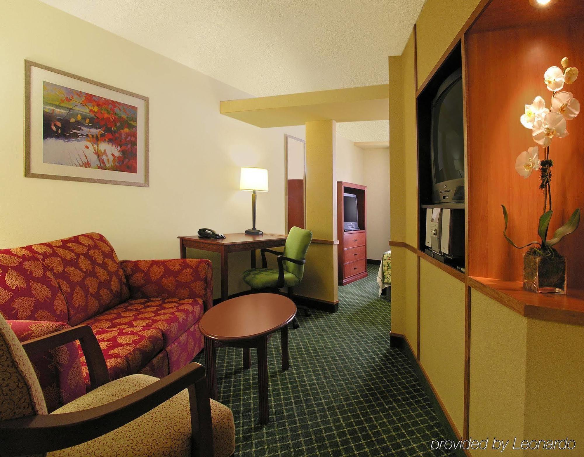 Fairfield Inn & Suites By Marriott וויליאמסבורג מראה חיצוני תמונה